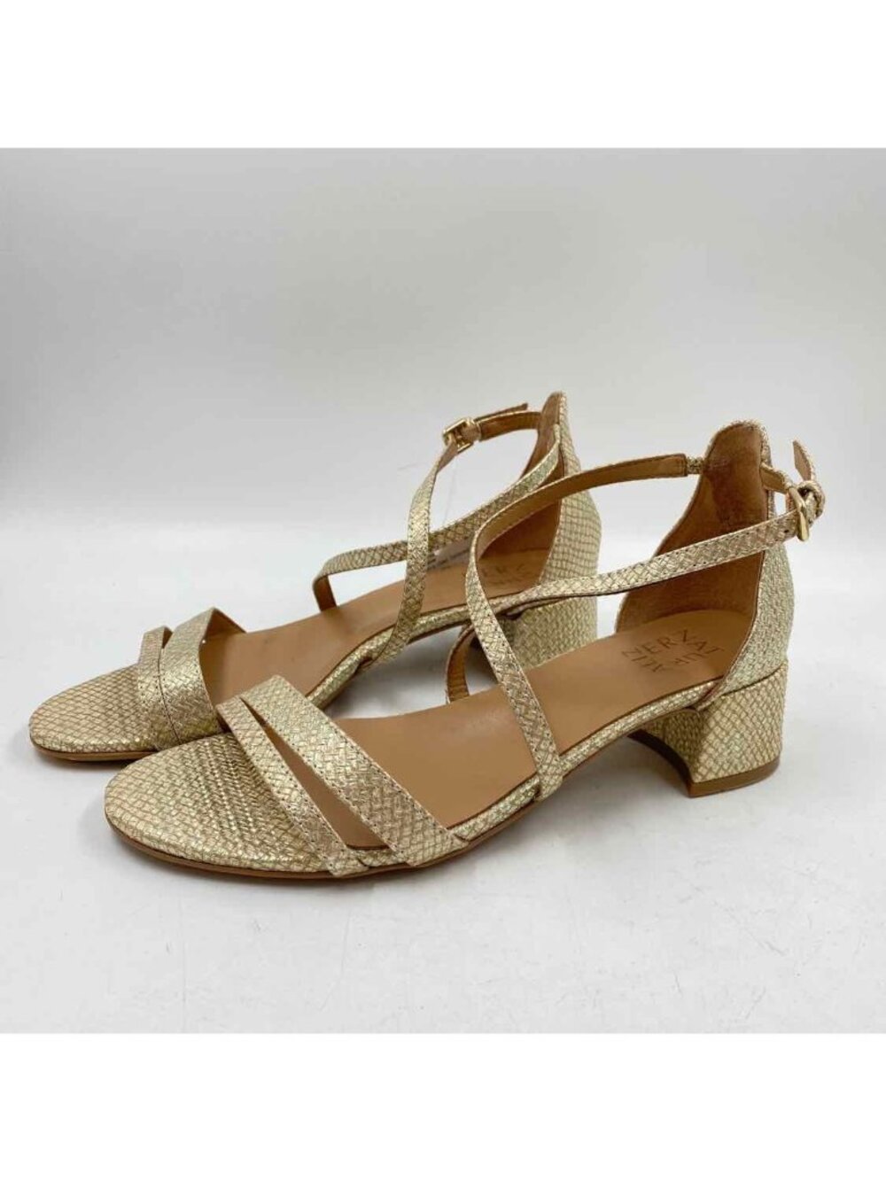 Naturalizer Women's Shoe Size 9 Gold Textured Dress Shoes